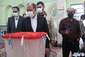 استاندار خراسان شمالی رأی خود را به صندوق انداخت
