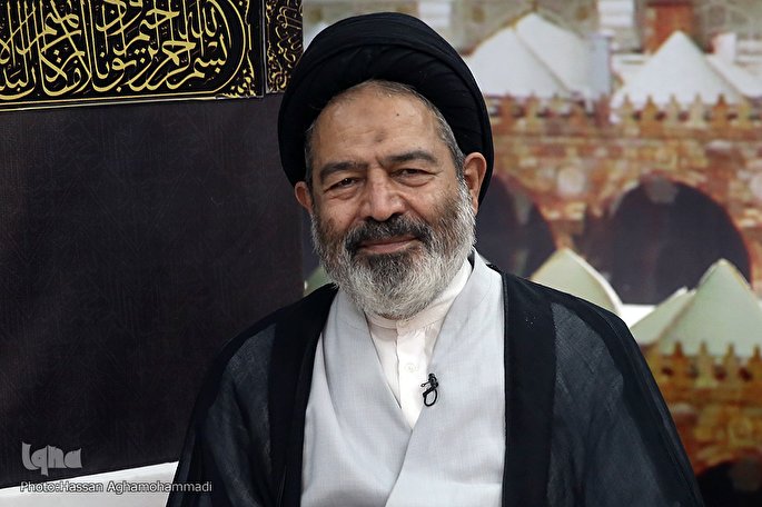 چگونه در روزگار محرومیت از حج ثواب طواف را ببریم + فیلم