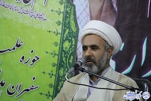 فقر و غنای صبر و بصیرت، ریزشها و رویشهای انسانی را در پی دارد فقر و غنای صبر و بصیرت، ریزشها و رویشهای انسانی را در پی دارد