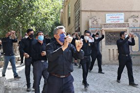 عکس | برگزاری مراسم چغچه‌زنی روز تاسوعای حسینی در روستای انجدان