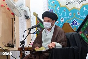 سیره ائمه معصومین(ع) را به صورت عملی در زندگی خود پیاده کنیم