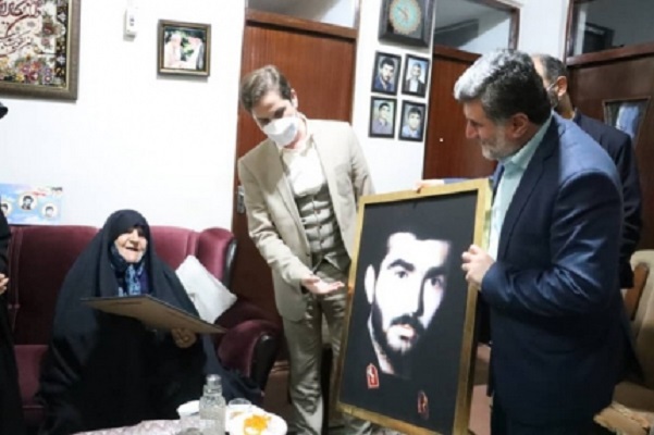 دعای خیر خانواده شهدا؛ پشتوانه مسئولان در مسیر خدمت