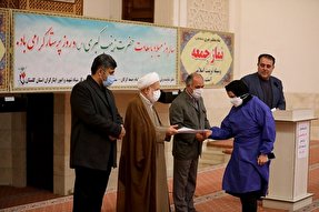 عکس | تجلیل از کادر واکسیناسیون مرکز مصلای وحدت گرگان