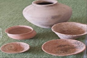 اهدای ۵ شی تاریخی به میراث فرهنگی کرمان