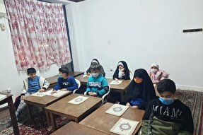 نکات قرآنی را با داستان‌گویی به خردسالان آموزش می‌دهیم