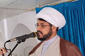 هدف دشمن ضربه زدن به اصل اسلام است