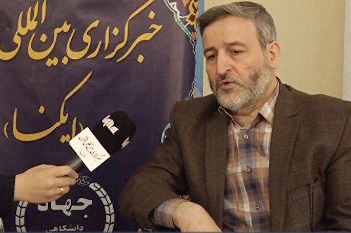 اقتضائات پخش رادیویی نیاز به هماهنگی‌هایی از قبل دارد + فیلم