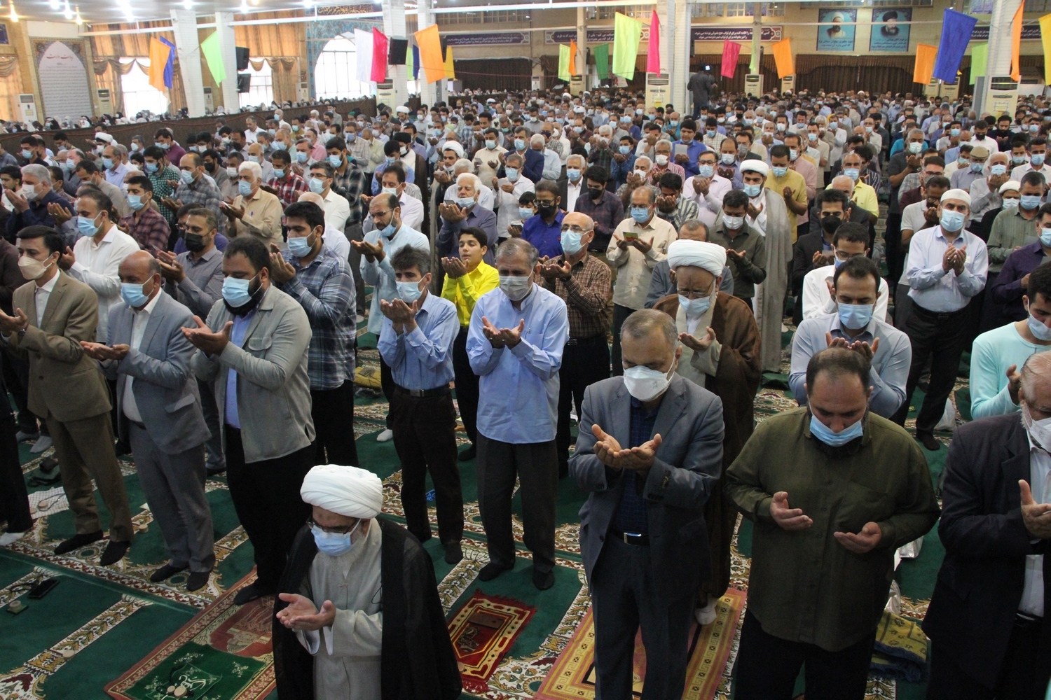 نماز عید سعید فطر در بوشهر اقامه شد + عکس