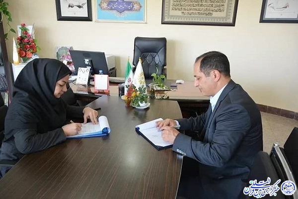 تفاهم‌نامه همکاری کلینیک چشم‌پزشکی بیستون و اداره‌کل کتابخانه‌های کرمانشاه