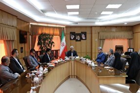 برپایی میز خدمت برای تسهیل پیگیری درخواست‌های مردمی