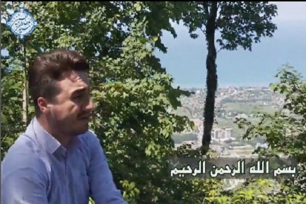 تلاوت «سیدمصطفی حسینی» از سوره قمر + فیلم