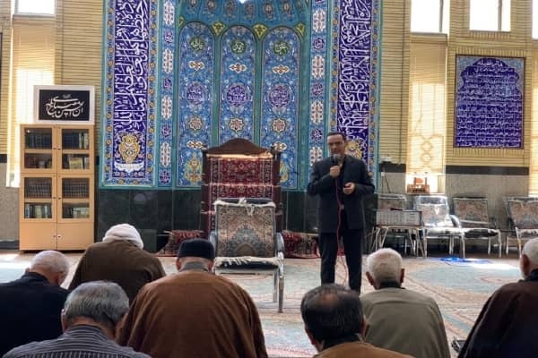 مردم‌سالاری دینی در مساجد محقق می‌شود