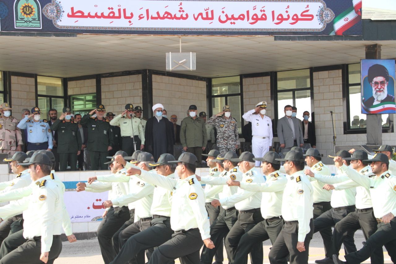 تجلیل از خانواده‌ شهدای «فراجا» در بوشهر + عکس