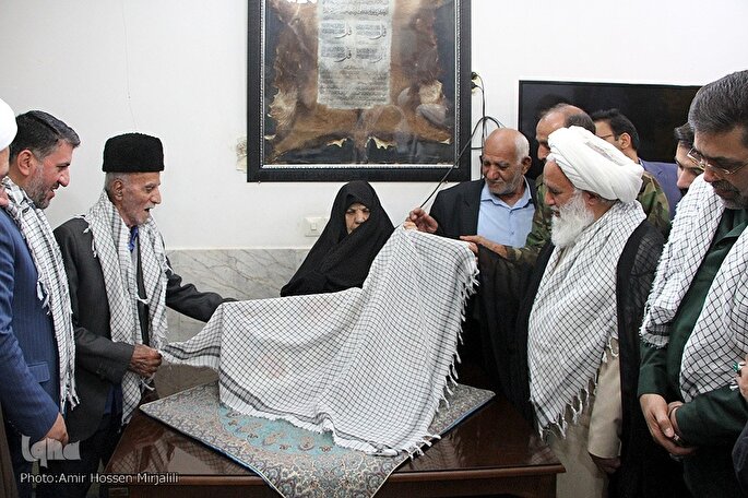 آئین رونمایی از کتاب «چشم و چراغ»