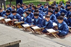 عکس | محفل انس با قرآن دانش‌آموزی