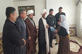 فرمانده سپاه سردشت با مادر شهید ابراهیمی دیدار کرد