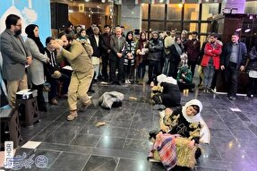 راه‌یابی نمایش «مغزهای کادوپیچ شده» از مازندران به جشنواره تئاتر فجر