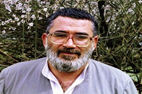 ویدئوکست | دنیا پای مؤمن است نه بار مؤمن