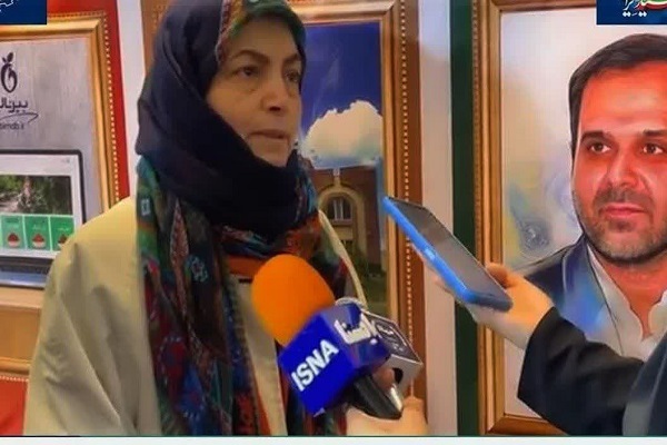 طیبه کرمانی، دانشیار دانشگاه علوم پزشکی دانشگاه بیرجند و دکترای علوم تشریحی