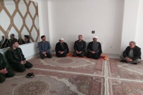 مسئول نمایندگی ولی‌فقیه در سپاه شهدای استان با خانواده شهید الماسی در شاهین‌دژ دیدار کرد
