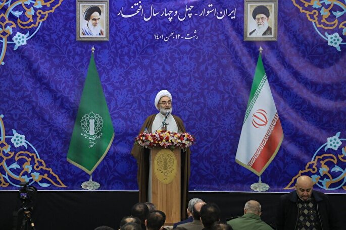 صدور انقلاب را در خیابان‌های اروپا و آمریکا با دفاع از مظلومان شاهد هستیم