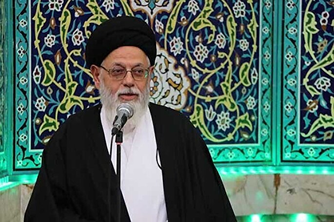 انقلاب اسلامی نقش مردم را در سیاست دینی روشن کرد