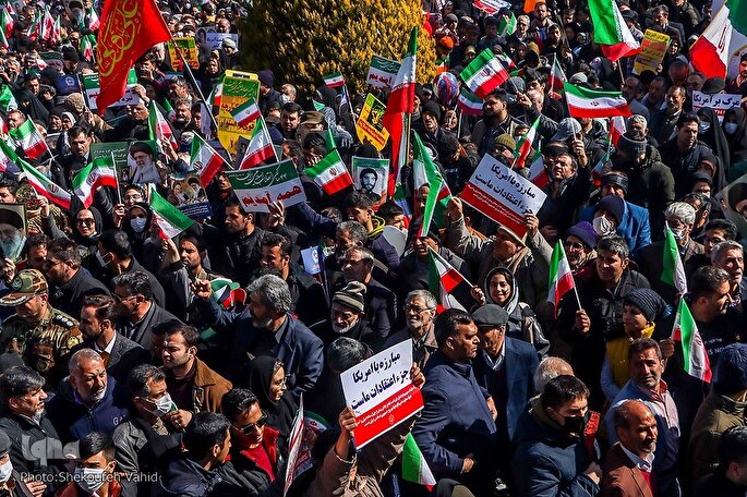 راهپیمایی ۲۲ بهمن، امنیت‌بخش و اقتدارآفرین است