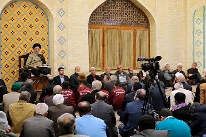 انسان در برابر اراده حق هیچ راه گریزی ندارد