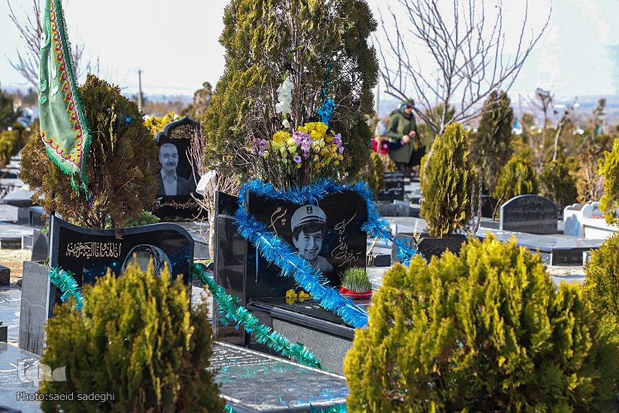 پنجشنبه آخرسال در وادی رحمت تبریز‎