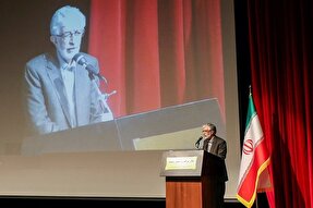 موزه و کتابخانه احمد سمیعی گیلانی احداث شود