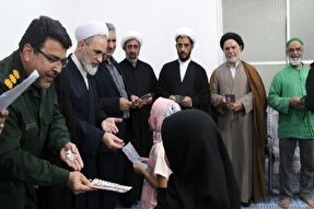 برگزیدگان مسابقات قرآن بسیج در میبد تجلیل شدند
