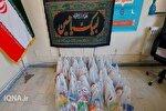 اهدای بسته‌های لوازم‌التحریر برای کودکان بی‌بضاعت در پارس‌آباد