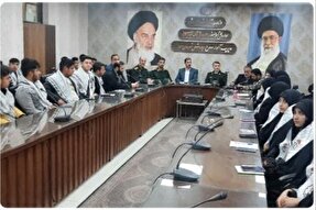 نشست هم‌اندیشی نخبگان با حضور فرمانده سپاه سلماس برگزار شد