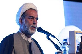 کتاب «صحیفه سجادیه از نگاه رهبر انقلاب» در یزد منتشر شد