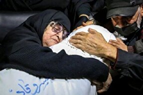 مادر شهید کمال قشمی به فرزند شهیدش پیوست