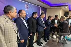 خانواده دارای ۳ شهید در کهگیلویه و بویراحمد تجلیل شد