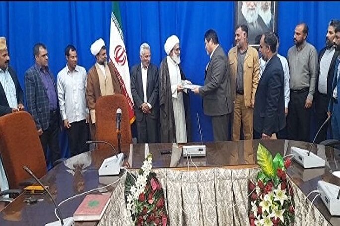 خادمان در حفظ جایگاه هیئات مذهبی اهتمام ویژه داشته باشند