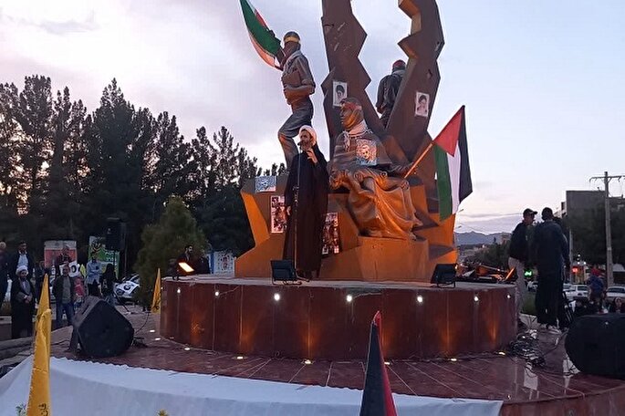 لزوم آگاهی و نقش آفرینی برای شکست دشمن