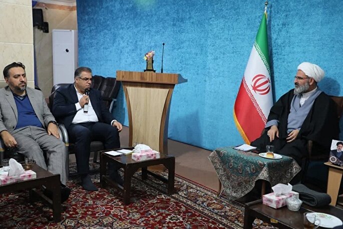 پاسخ‌های سنجیده به شبهات جوانان در فضای مجازی داده شود