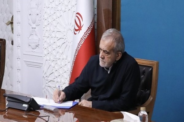 تقدیر رئیس جمهور از ورود جعفریان در برابر عرضه تفکرات نادرست دینی