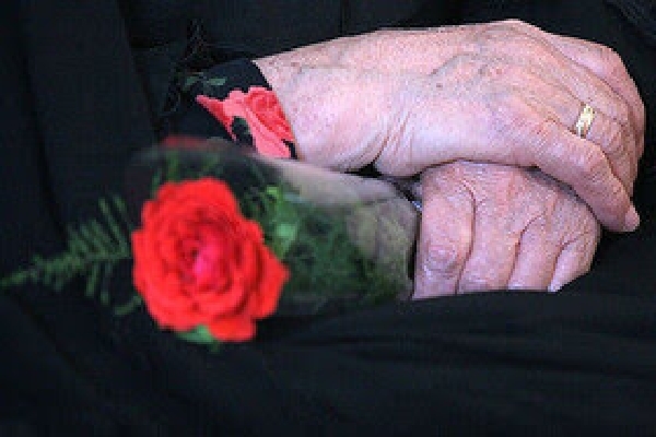 تکریم مادران شهدا؛ اولویت برنامه‌های هفته زن در اردبیل