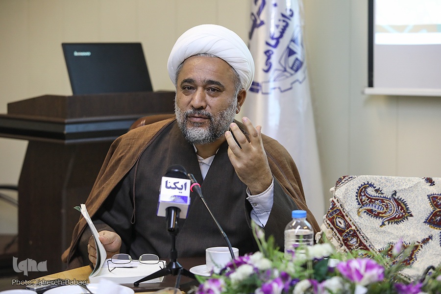 رعایت کرامت انسانی و حقوق شهروندی از ضروریات وفاق است