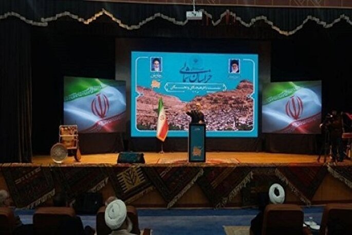 پذیرش مشکلات  کشورو تلاش برای یافتن راه‌حل اهمیت بسیاری دارد