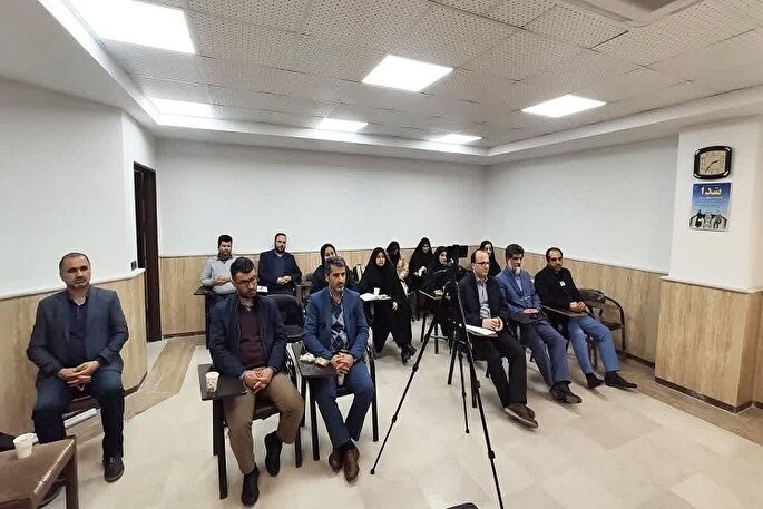 برگزاری نشست تبیینی «جایگاه فرانسوی‌ها در نظام سلطه» در جهاددانشگاهی گیلان