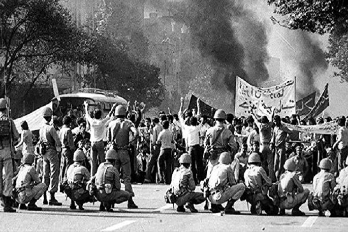 تهران به میدان جنگ تبدیل شد + فیلم