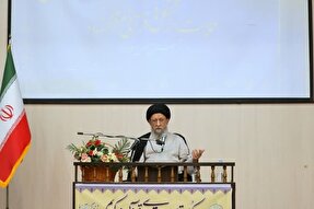 قرآن باید متناسب با مقتضیات زمان و فهم جامعه تفسیر شود