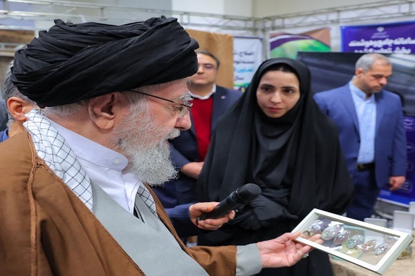 تحسین و تمجید رهبر انقلاب اسلامی از سنگ شجر خراسان جنوبی