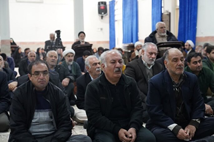 عکس | جشن مبعث در دفتر نماینده ولی فقیه در لرستان