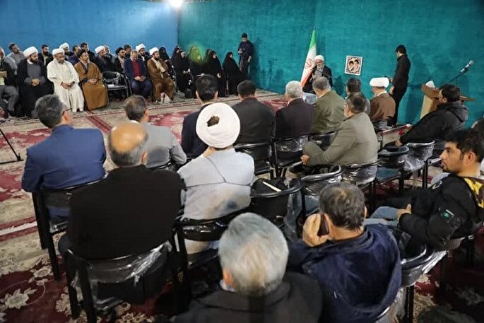 موانع جذب جوانان، شناسایی و برطرف شود