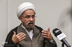 جامعه باید به سمت فهم قرآن از منظر تفاسیر عمیق حرکت کند